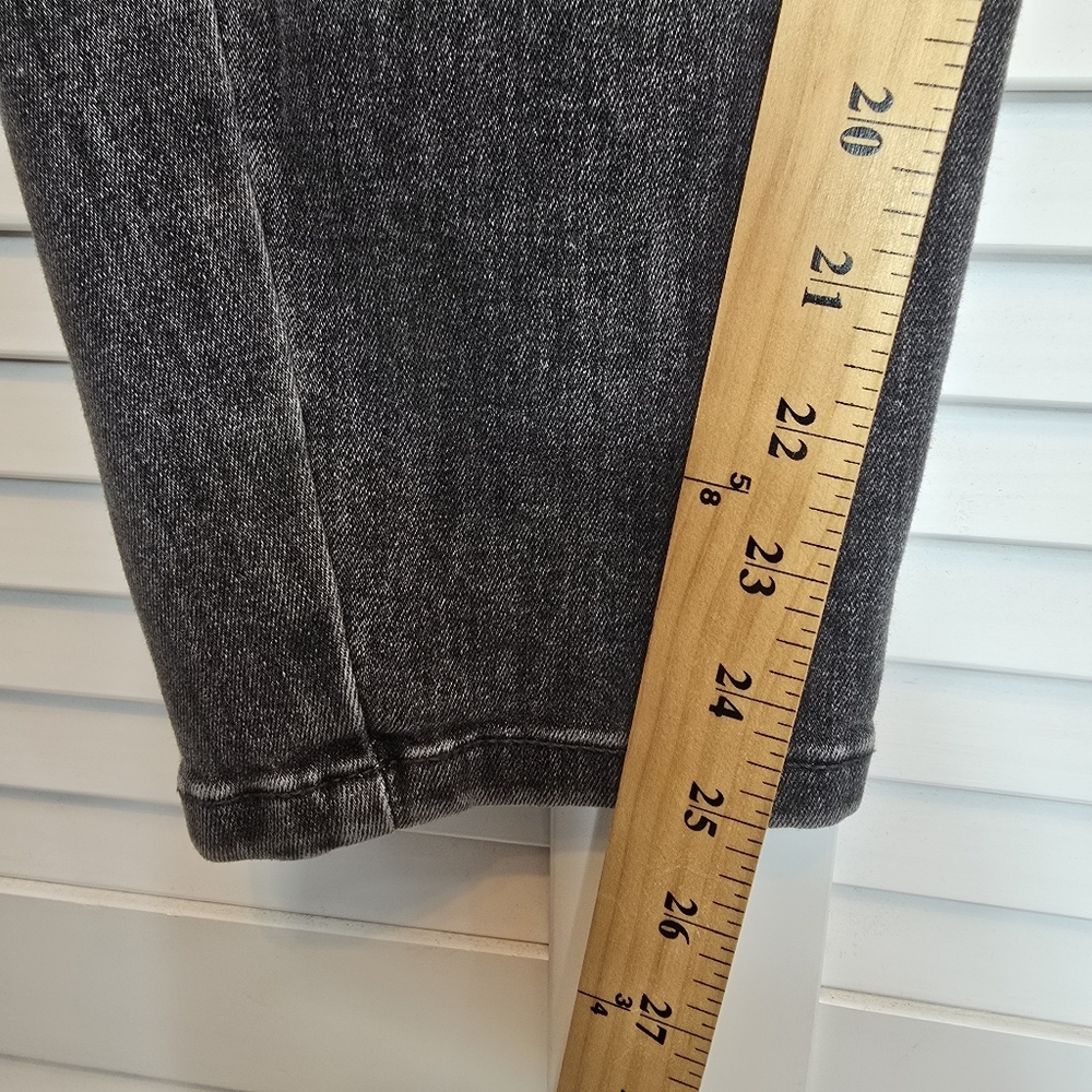 GAP Women Black Paperbag High Rise Tapered Jeans Sz Medium Minimalist Old Money‎ - Picture 11 of 12